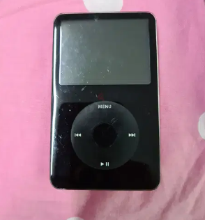 ipod-classic-30gb-big-0