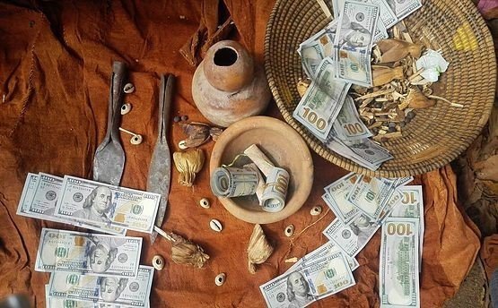 money-spells-casting-to-attract-financial-growth-big-1